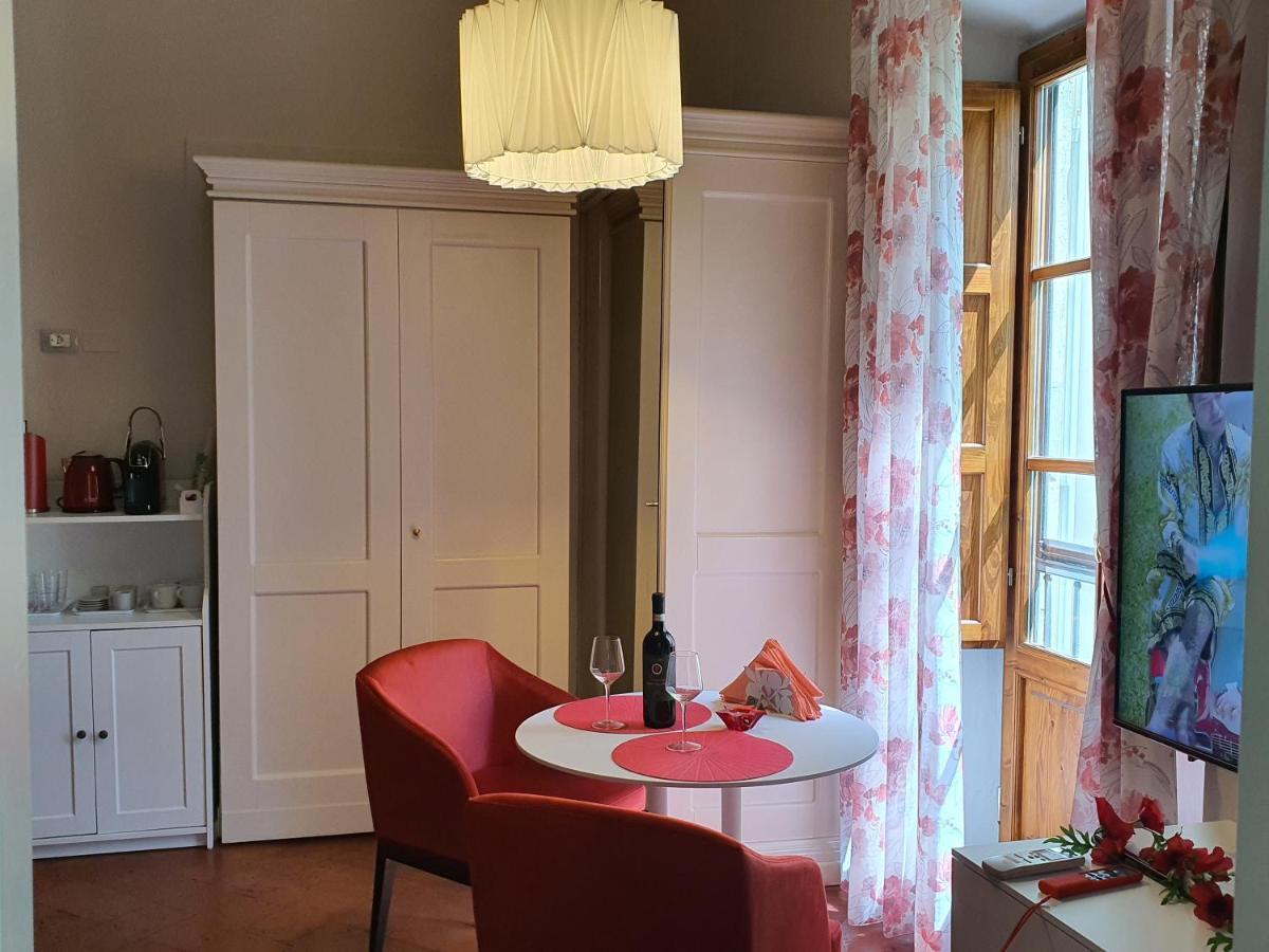 Rf Duomo Suites Florenz Exterior foto
